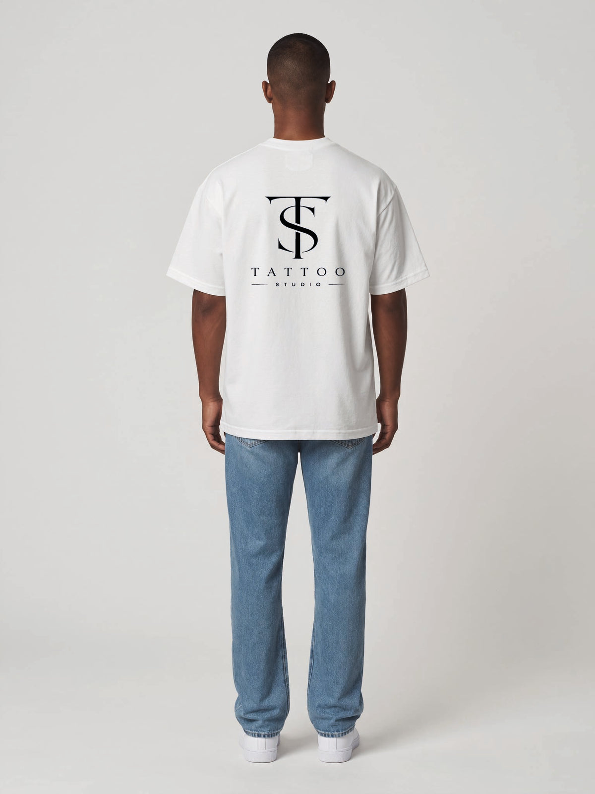 T-Shirt Oversize Light Tattoo Studio Weiß