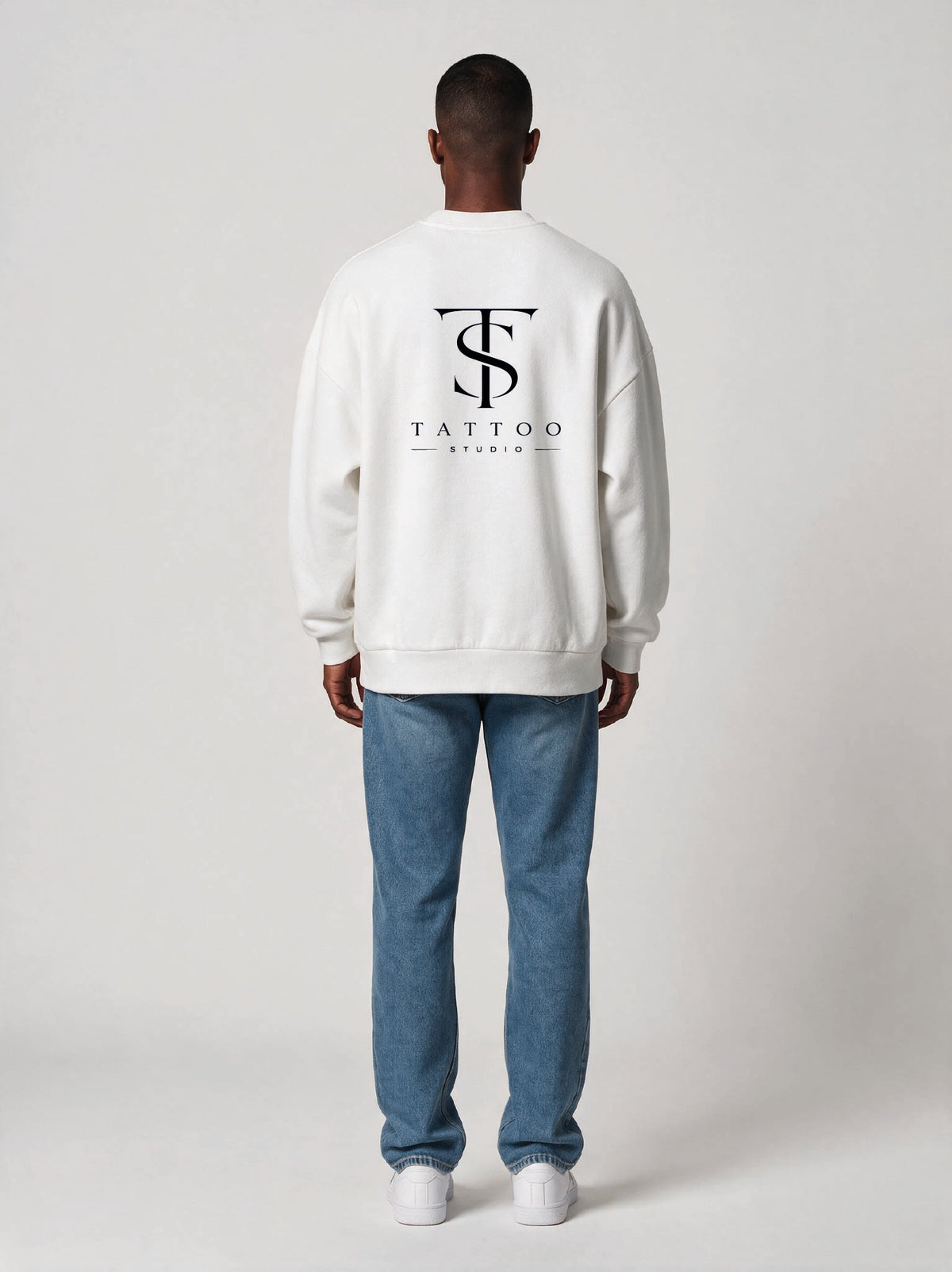 Sweatshirt Oversize Heavy Tattoo Studio Weiß