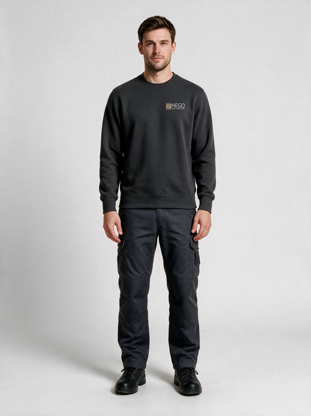 Sweatshirt Unisex HEGO Naturstein GmbH Dunkelgrau in Dunkelgrau, Vorderansicht