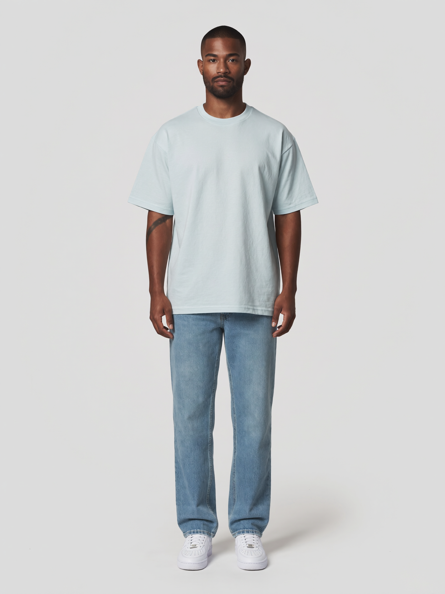 T-Shirt Oversize Light in Hellblau, Vorderansicht