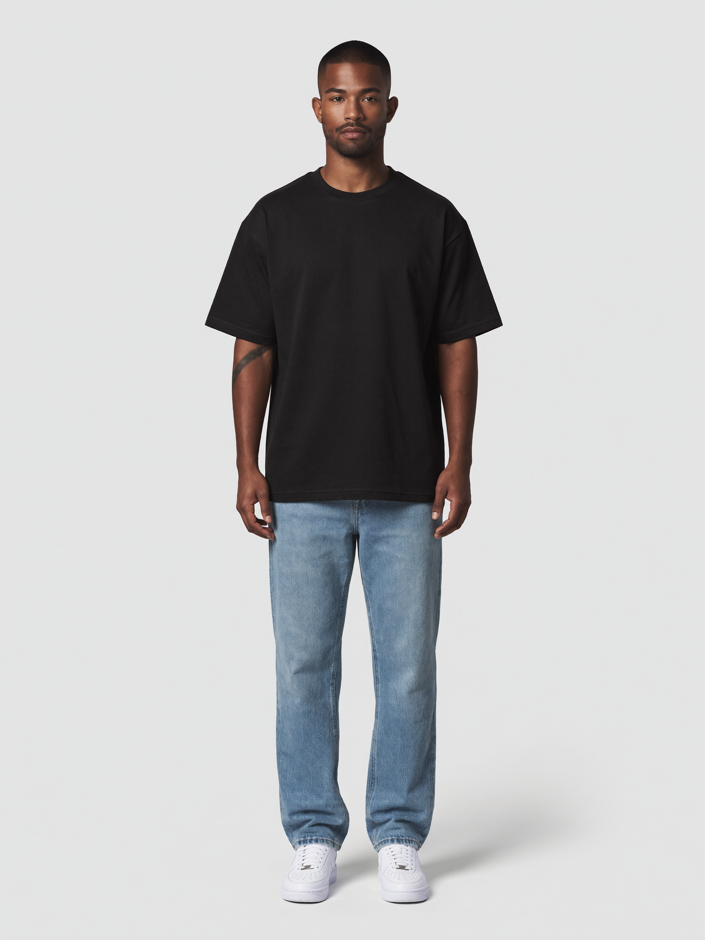T-Shirt Oversize Heavy in Schwarz, Vorderansicht