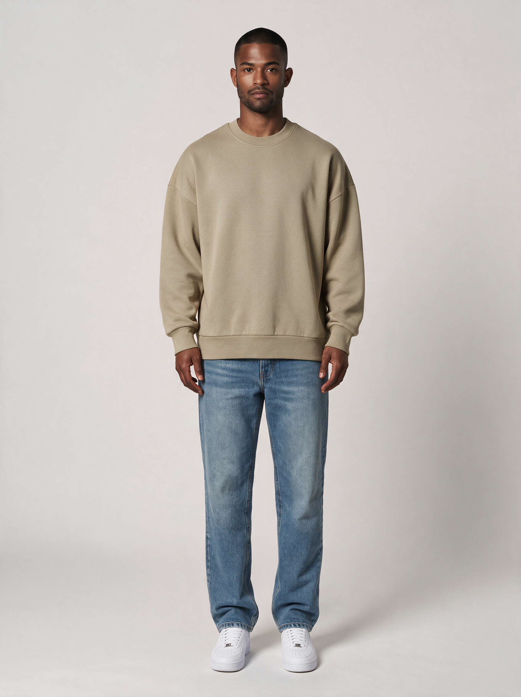 Sweatshirt Oversize Heavy in Sand, Vorderansicht