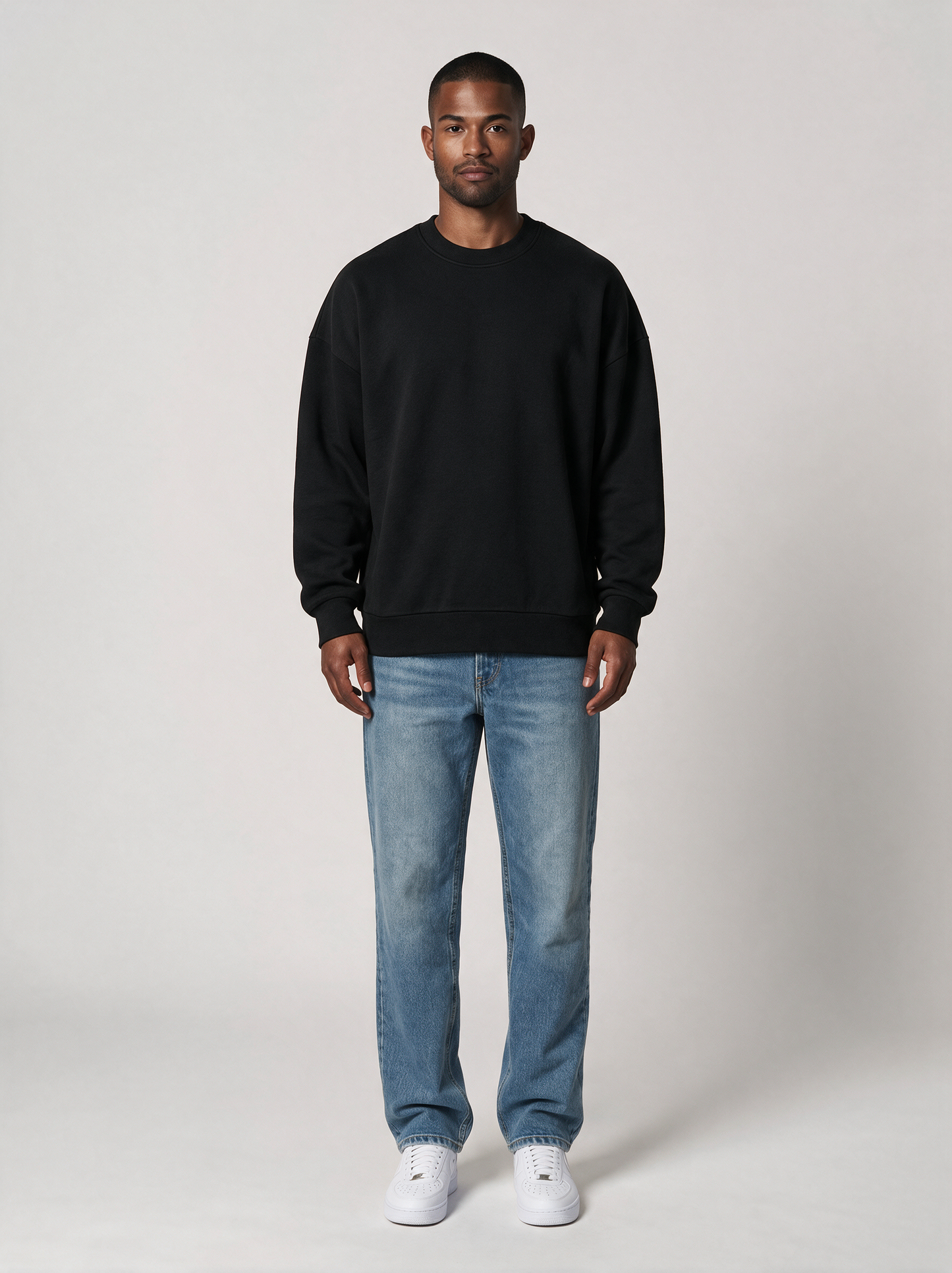Sweatshirt Oversize Heavy in Schwarz, Vorderansicht
