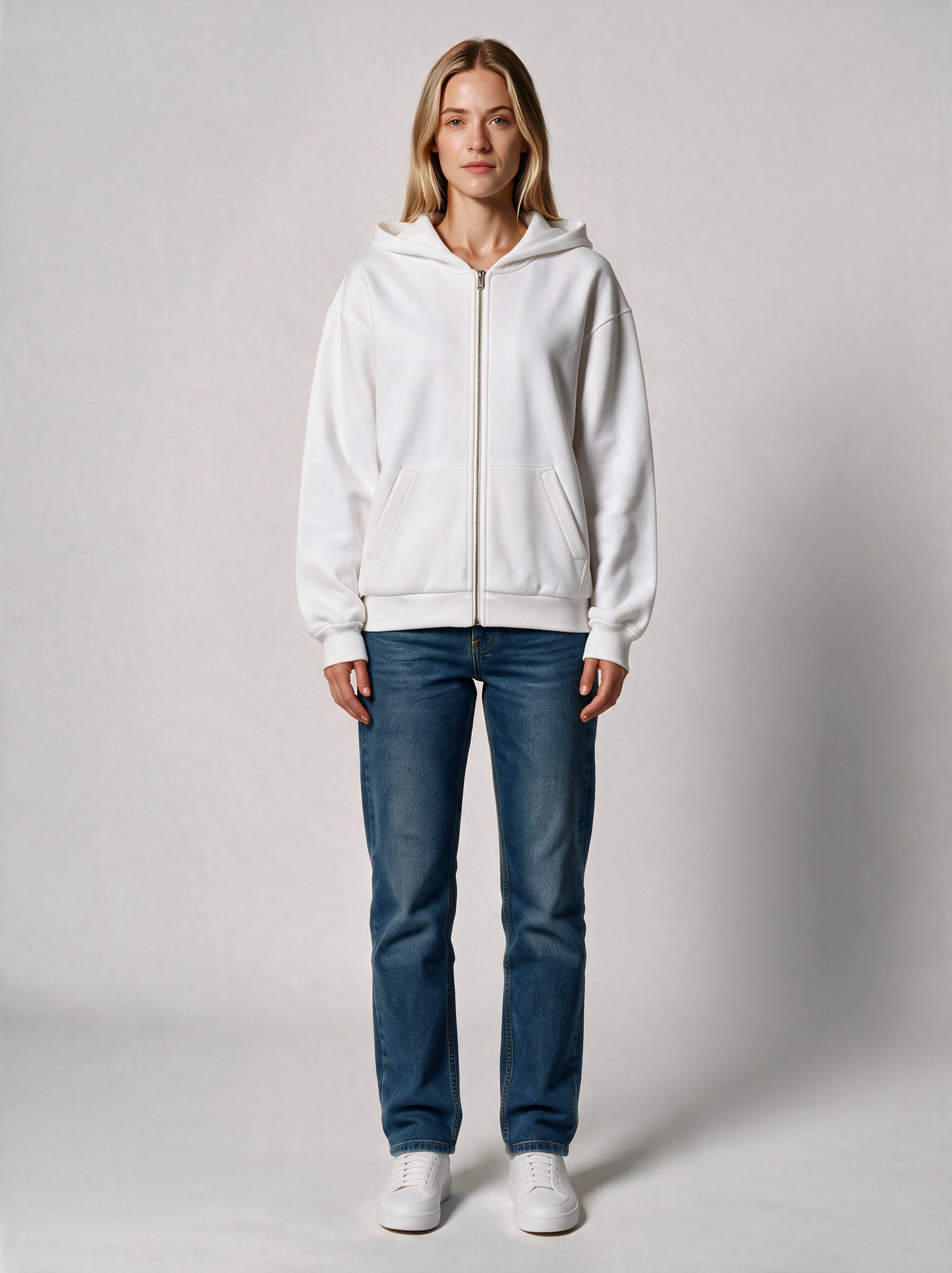 Zip-Hoodie Fluffy Damen in Weiß, Vorderansicht
